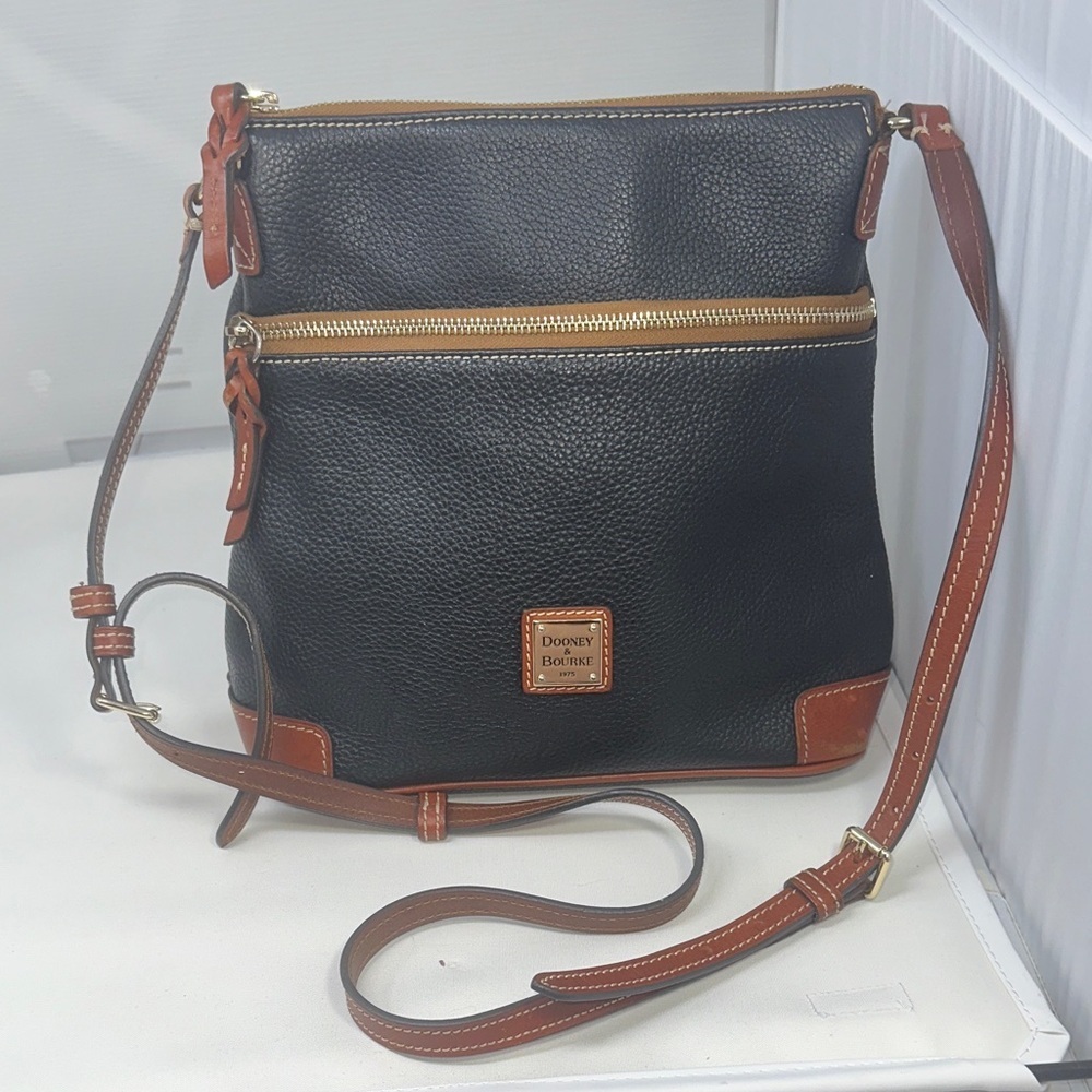 Dooney & Bourke Crossbody